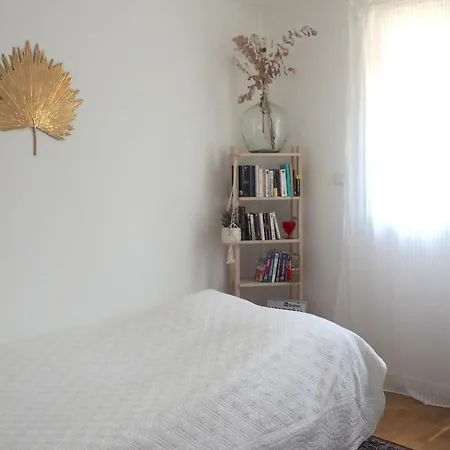 アパート Rose Claire, Appart 2 Chambres, Parking